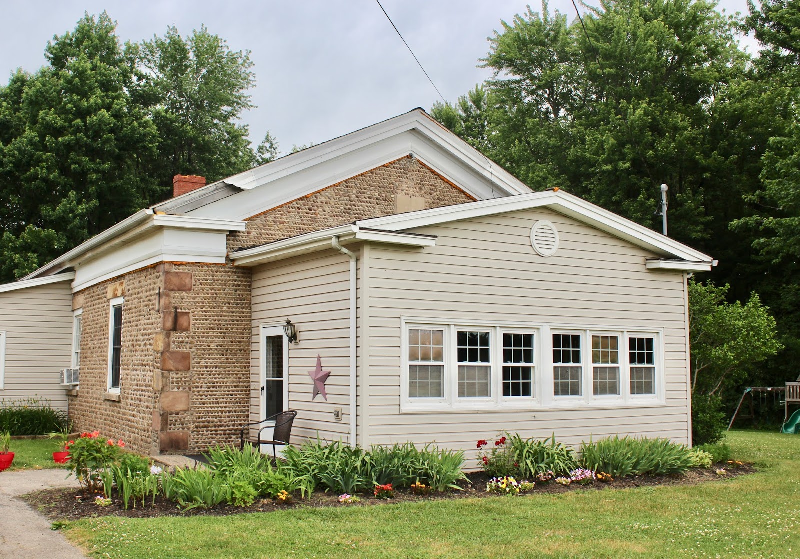 Barre - 5283 Oak Orchard Road